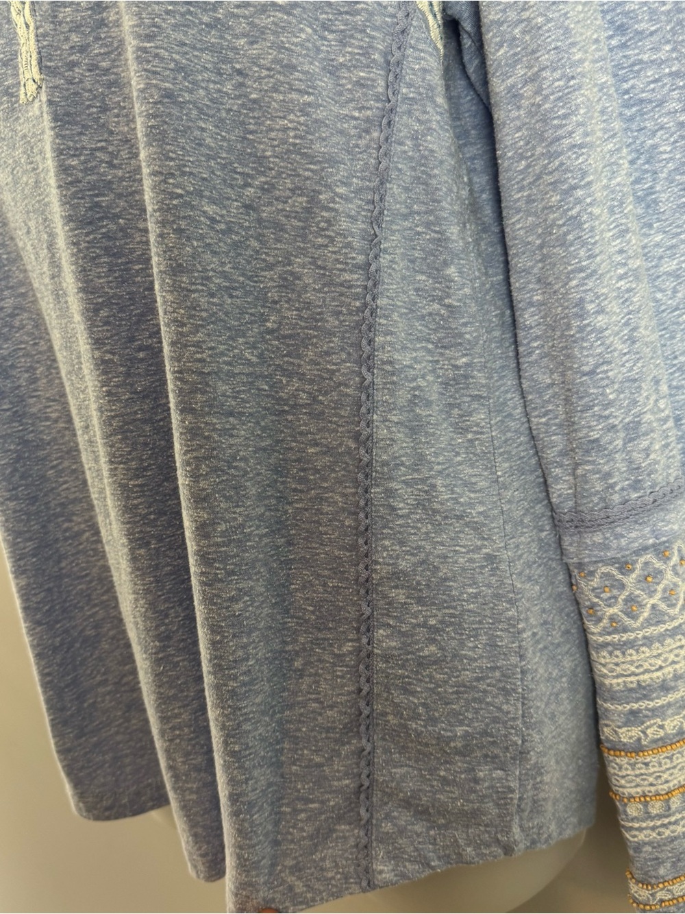 Sundance Embroidered Beaded Light Blue Long Sleeve Lace Trim Henley Top Size L - Picture 7 of 10